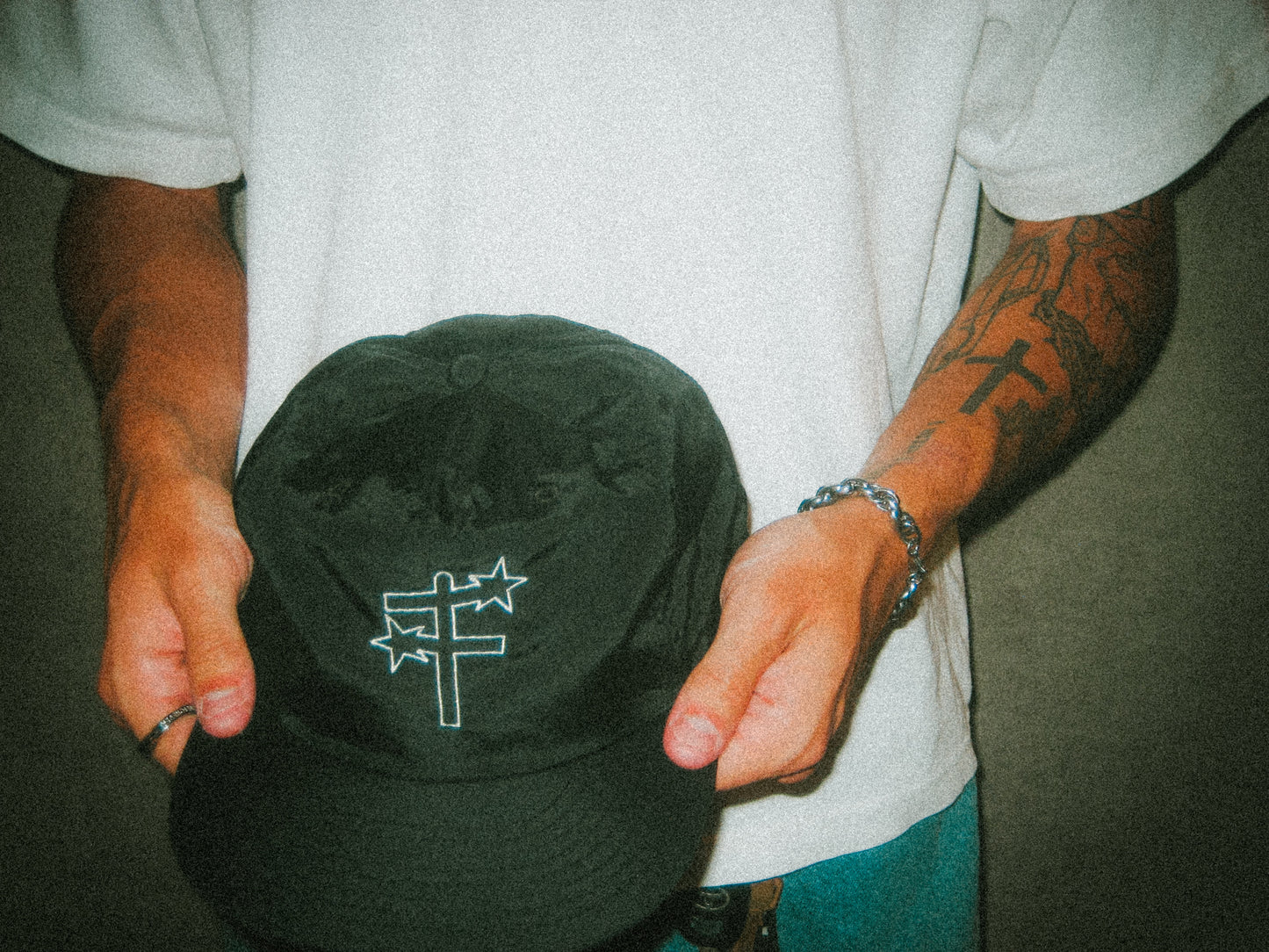 “FOREVER” HAT
